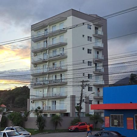 Linda Vista E Som Das Ondas Карагуататуба Екстериор снимка